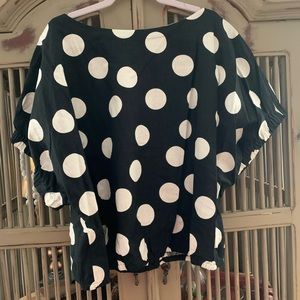 Black and white cropped shirt